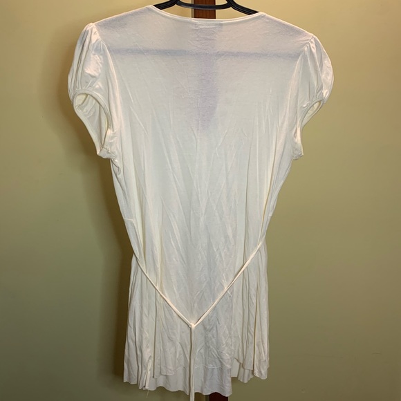 Embroidered blouse - Picture 2 of 2